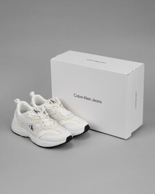 Buy 남성 교토 스니커즈 YM00636 in color WHITECREAMY WHITE