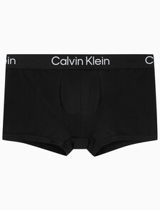 Buy 남성 프로핏 마이크로 로우 라이즈 트렁크 in color Black