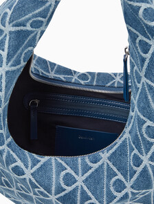 Buy 여성 엠블럼 데님 호보 백 in color Denim JQD Medium Wash