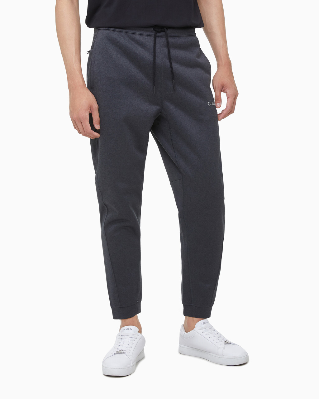 Buy 남성 릴렉스핏 조거 팬츠 in color BLACK