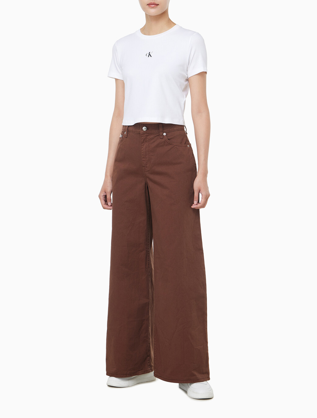 Buy 여성 슈퍼 와이드 레그핏 치노 팬츠 in color Red brown
