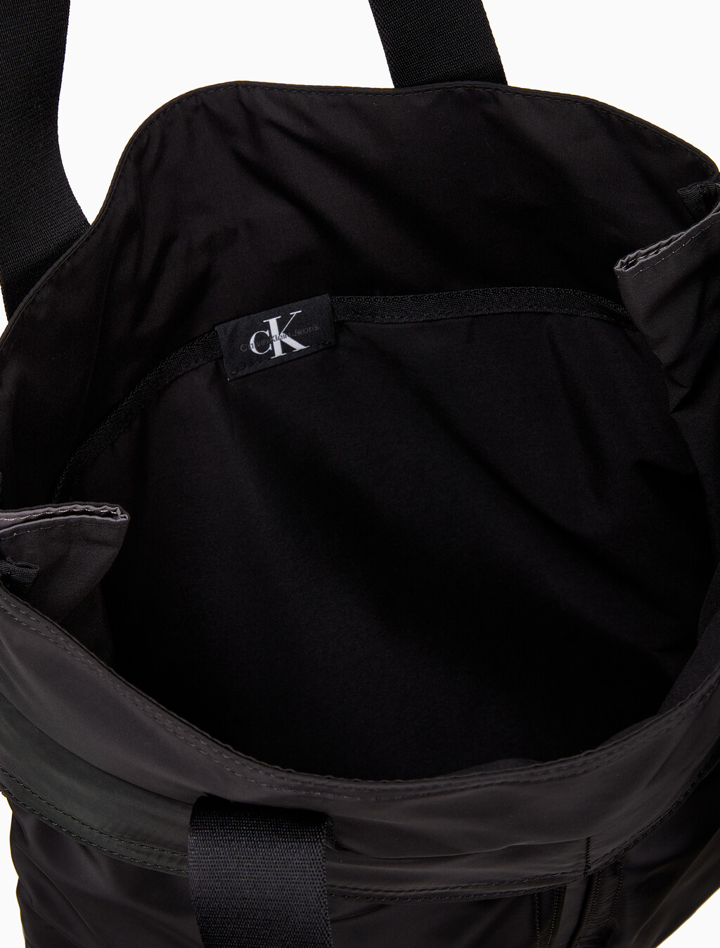 Buy 남성 CKJ 익스팬더블 헬멧 토트백 in color BLACK