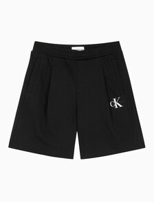Buy 남성 쿨링 플리츠 쇼츠 in color CK BLACK