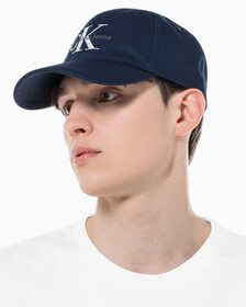 Buy 남녀공용 CKJ 모노그램 엠브로이더리 캡 in color TWILIGHT NAVY