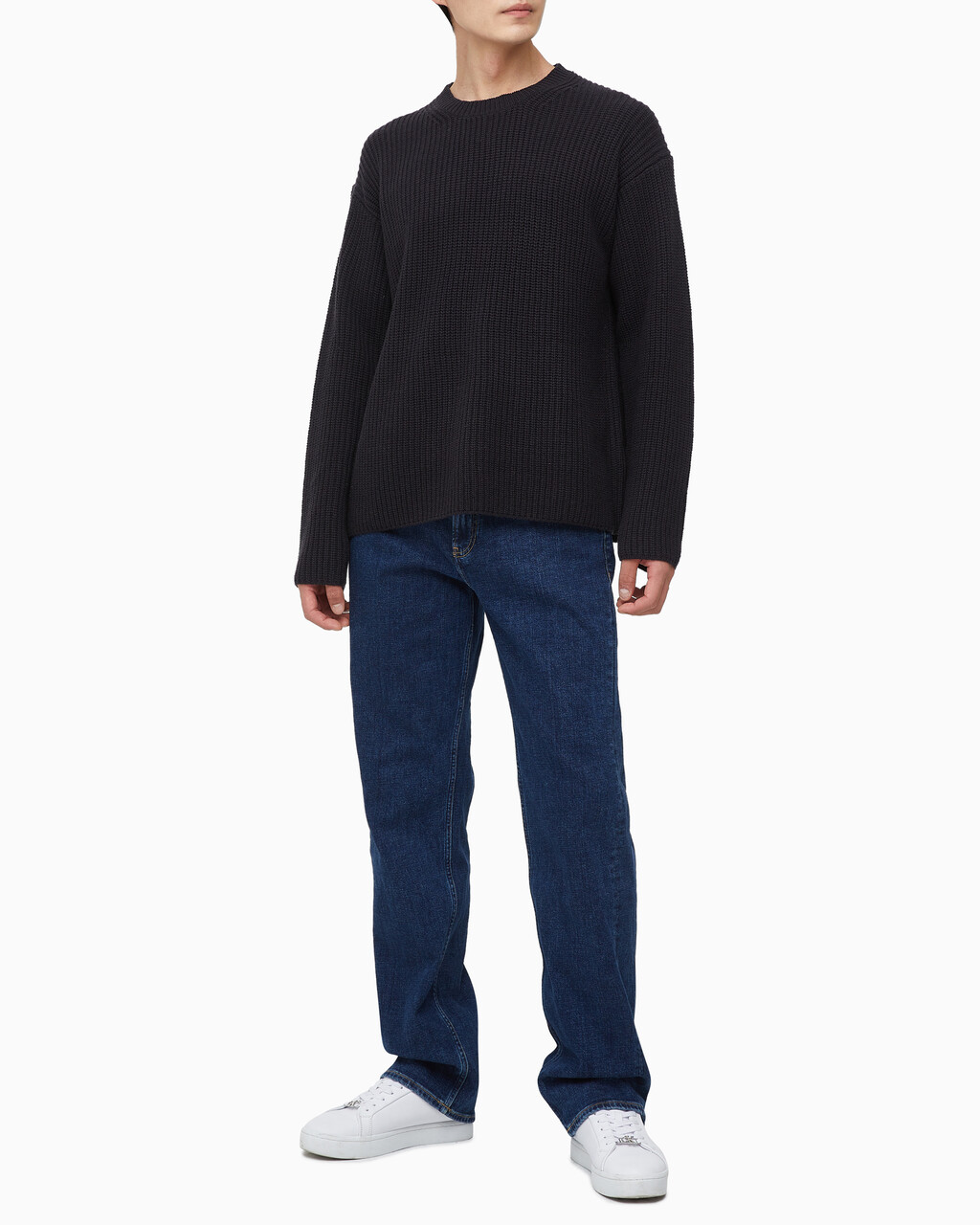 Buy 남성 롱슬리브 크루넥 스웨터 in color BLACK BEAUTY