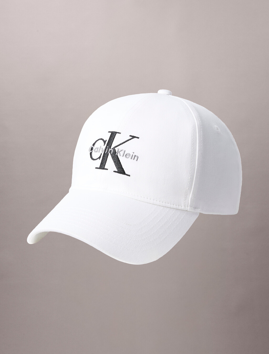 Buy 남녀공용 모노로고 엠브로이더리 볼캡 in color BRIGHT WHITE