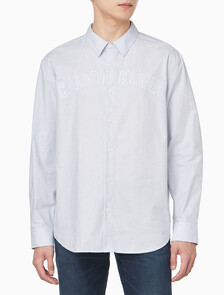 Buy 남성 커브 로고 옥스포드 클래식 셔츠 in color LIGHT BLUE