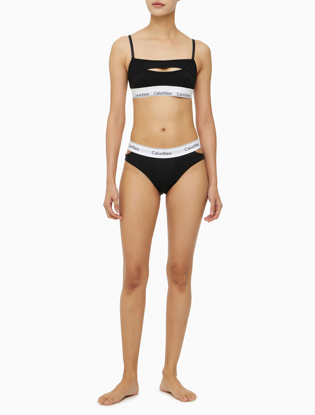 Buy 여성 모던코튼 디컨스트럭티드 AF 브라렛 in color BLACK