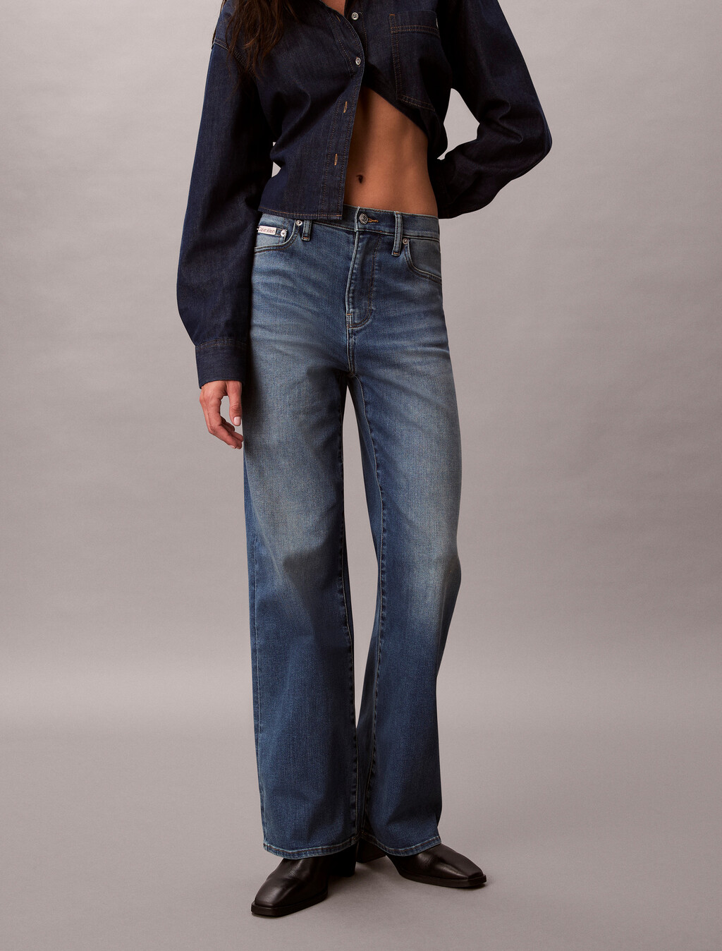 Buy 여성 아시아와이드 데님 in color Dark blue