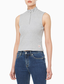 Buy 여성 우븐라벨 슬리브리스 하프 집업 탑 in color HEROIC GREY HEATHER