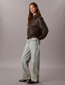 Buy 여성 페이크 레더 패디드 숏 봄버 자켓 in color Dark brown