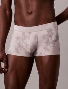 Buy 남성 CK 블랙 프린트 로우 라이즈 드로즈 in color TIE DYE SHADOWS_ASH