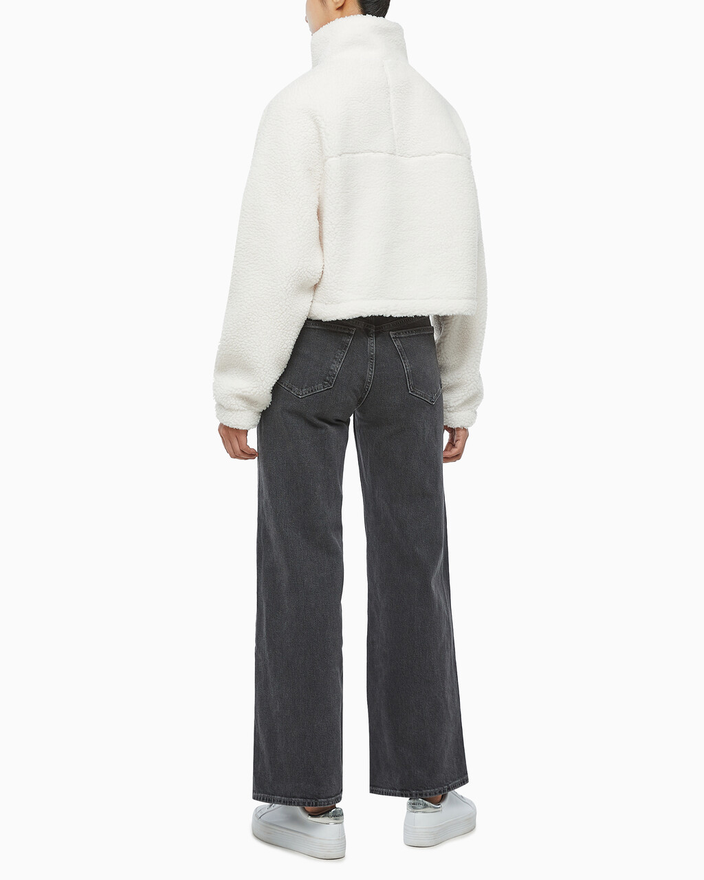 Buy 여성 크롭 쉐르파 자켓 in color WHITE