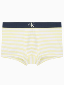 Buy 남성 CK 그래픽 마이크로 로우 라이즈 트렁크 in color Yellow+White