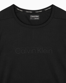 Buy 남성 레귤러 핏 에센셜 스트레치 기능성 반팔 티셔츠 in color BLACK