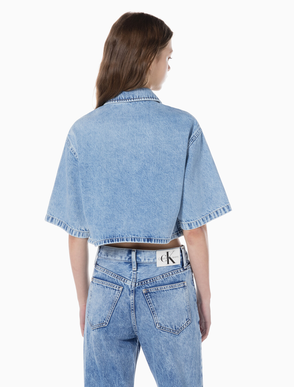 Buy 여성 반팔 데님 셔츠 in color CHALKY BLUE