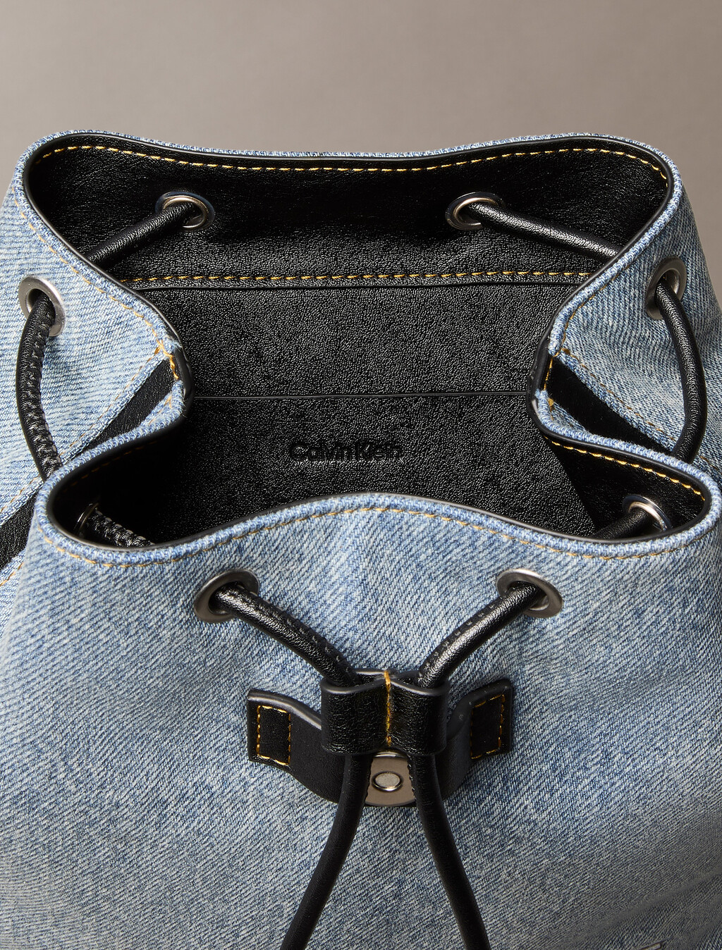 Buy 여성 CK 데님 미니 백팩 in color DENIM