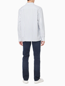 Buy 남성 릴렉스핏 비스코스 나일론 스트라이프 셔츠 in color BRILLIANT WHITE