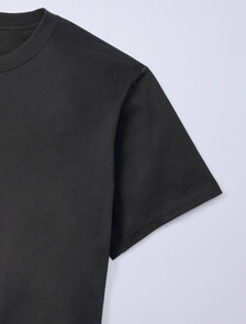 Buy Jung Kook for Calvin Klein 남성 릴렉스 핏 모노그램 로고 반팔 티셔츠 in color PEAT