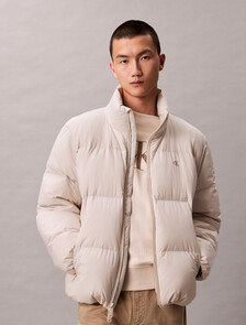 Buy 남성 릴랙스드 숏 다운 푸퍼 in color CHALK