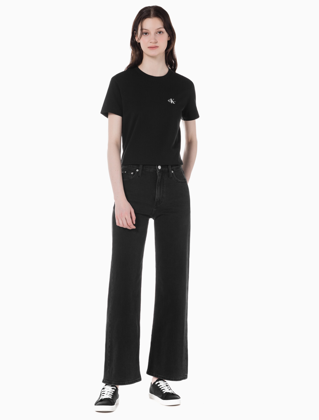 Buy 여성 하이라이즈 와이드핏 블랙 데님 in color WASHED BLACK LOGO LACE