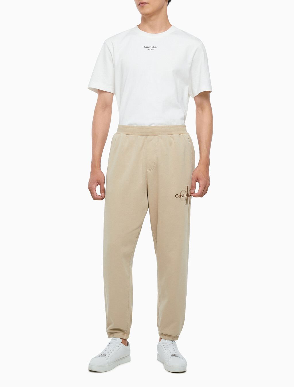 Buy 남성 미네랄 다이 팬츠 in color BEIGE