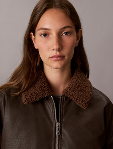 Buy 여성 페이크 레더 패디드 숏 봄버 자켓 in color Dark brown