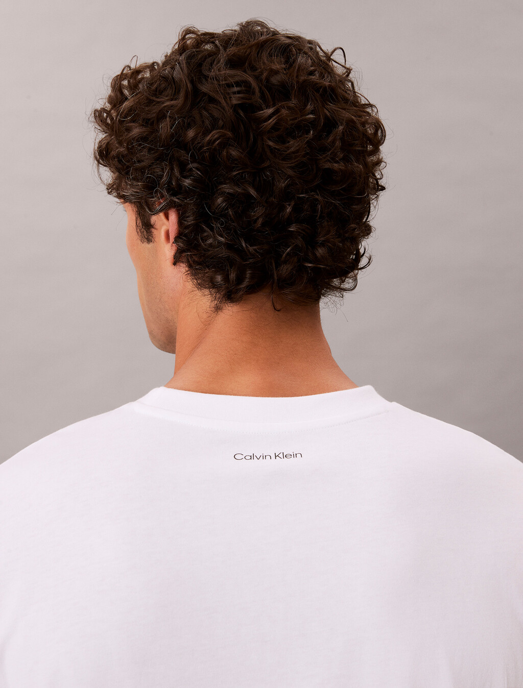 Buy 20S 마치 그래픽 시즈널 패션 레인지 티 in color BRIGHT WHITE