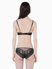 Buy 여성 CK 블랙 브라이덜 AF 힙스터 in color BLACK