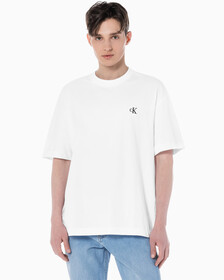 Buy 남성 릴렉스핏 아카이브 로고 반팔 티셔츠 in color BRILLIANT WHITE