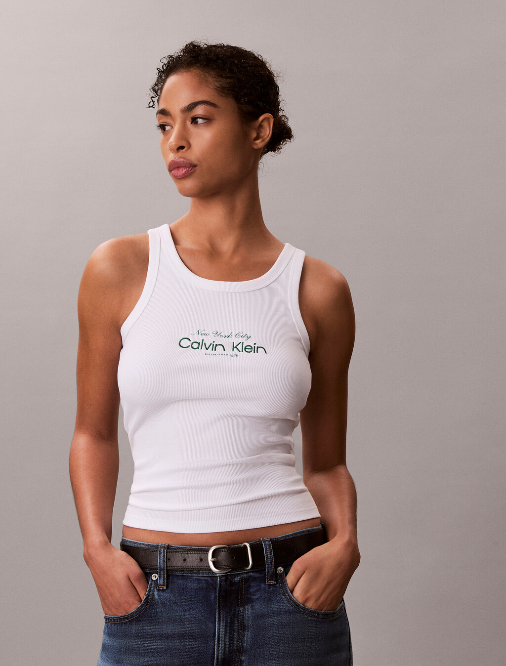 Buy 여성 립 그래픽 탱크 in color BRIGHT WHITE