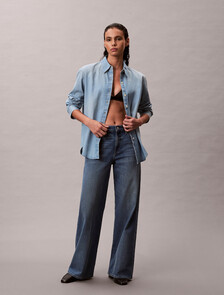 Buy 여성 와이드 레그핏 미드 블루 데님 in color Blue