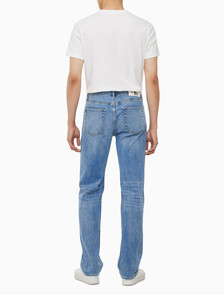 Buy 남성 스탠다드 스트레이트핏 미드블루 워시 데님 in color MID BLUE BACK EMBRO