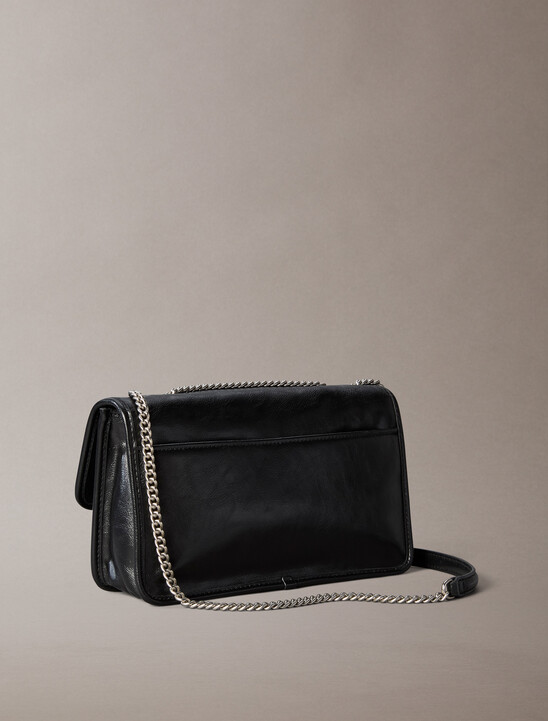 여성 CKJ 유틸리티 메탈 로고 E/W 플랩 백