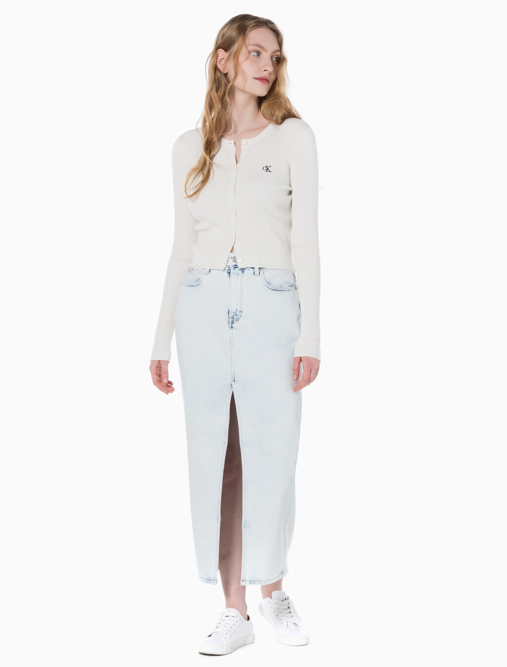 Buy 여성 프론트 스플릿 맥시 데님 스커트 in color CHALKY BLUE