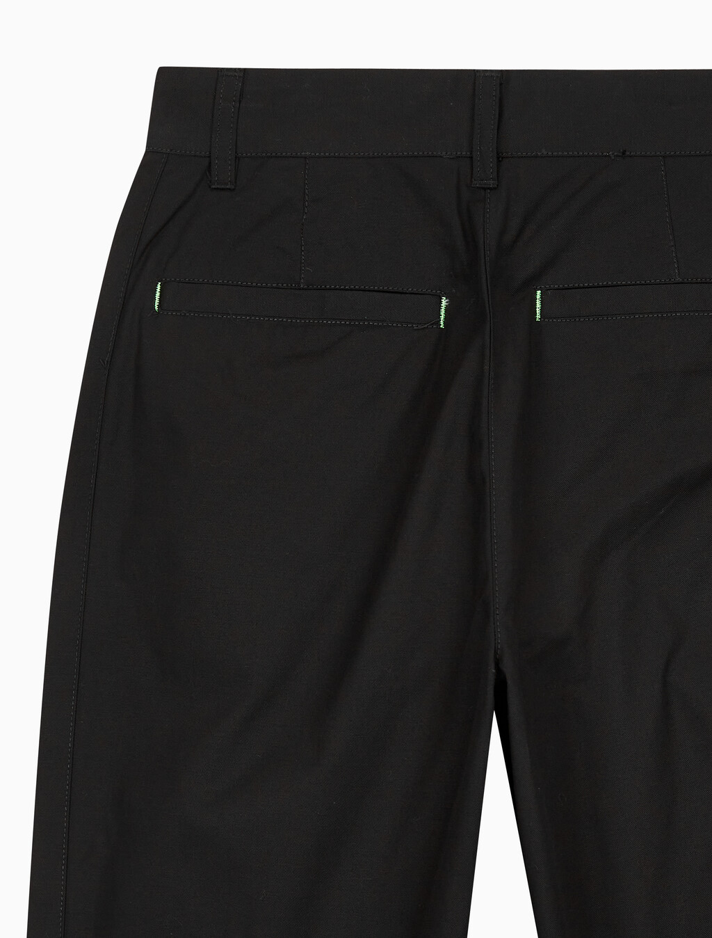 Buy 여성 폴드 반드 치노 팬츠 in color CK BLACK