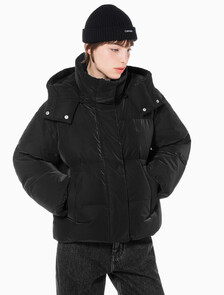 Buy 여성 디터쳐블 후디 다운 푸퍼 in color CK BLACK