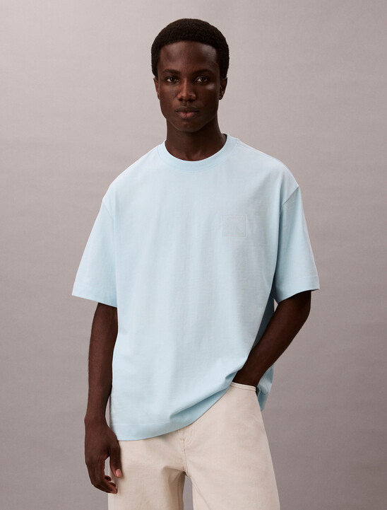 남성 릴렉스 핏 CK 엠블럼 패치 반팔 티셔츠