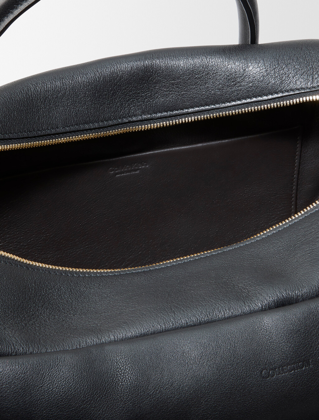 Buy MEDIUM DUFFLE in color BLACK