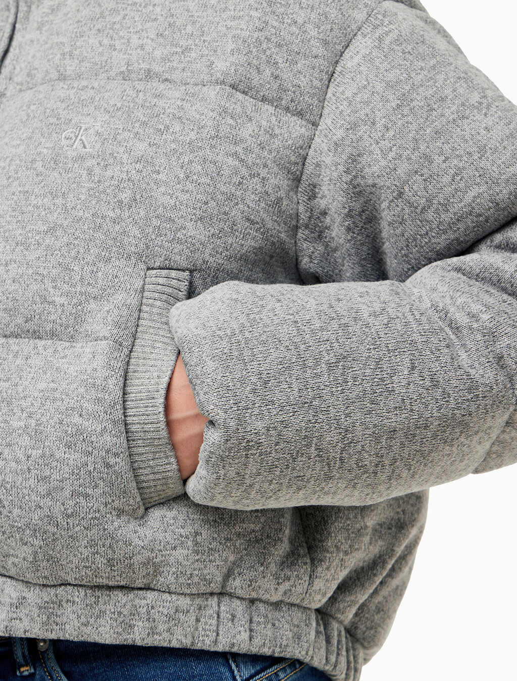 Buy 여성 크롭 니트 다운 푸퍼 in color GREY