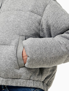 Buy 여성 크롭 니트 다운 푸퍼 in color GREY