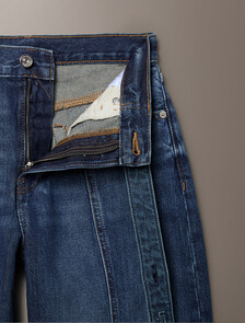 Buy 여성 릴렉스 배럴 데님 in color NAVY HORIZON