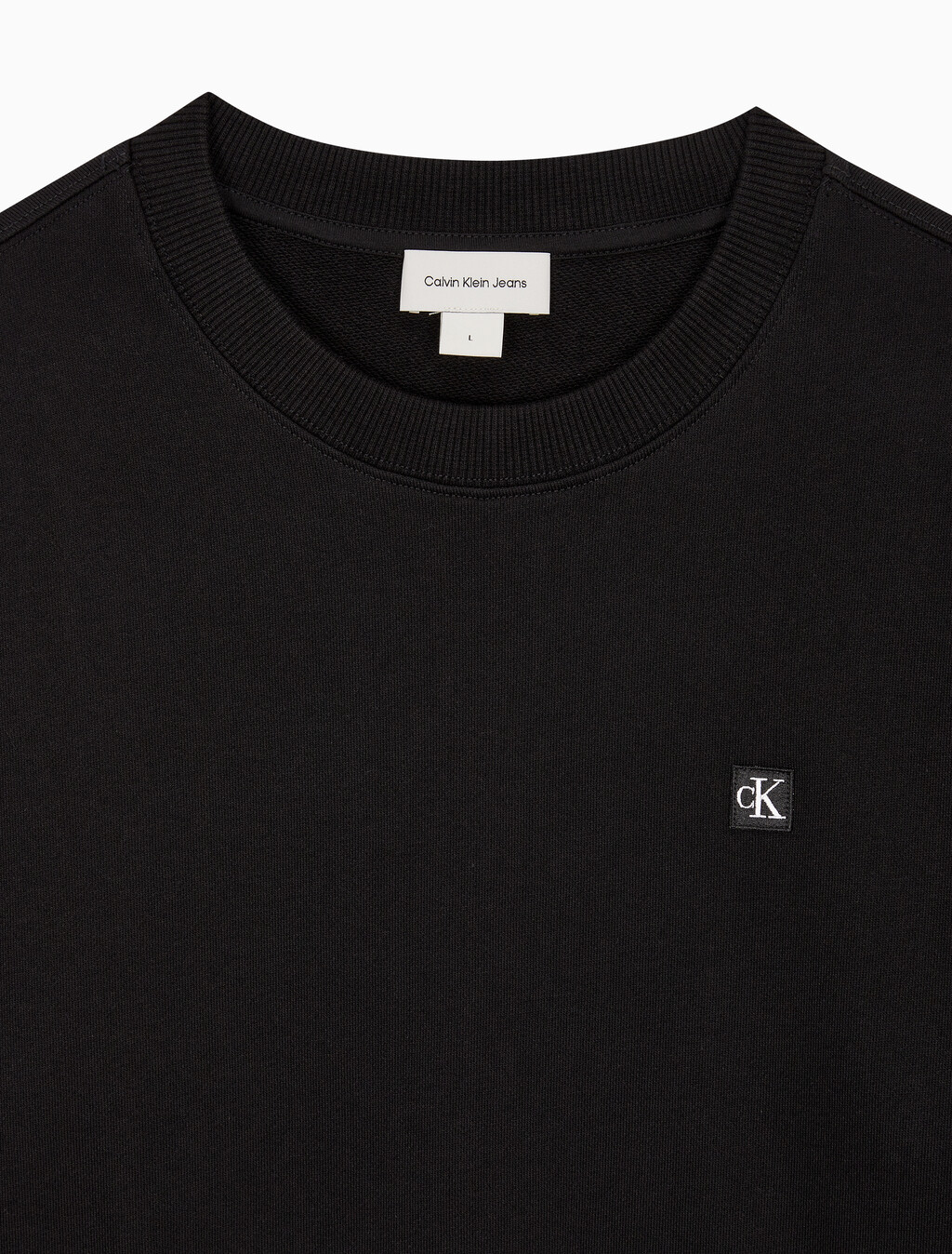 Buy 남성 레귤러핏 CK 뱃지 로고 스웻셔츠 in color CK BLACK