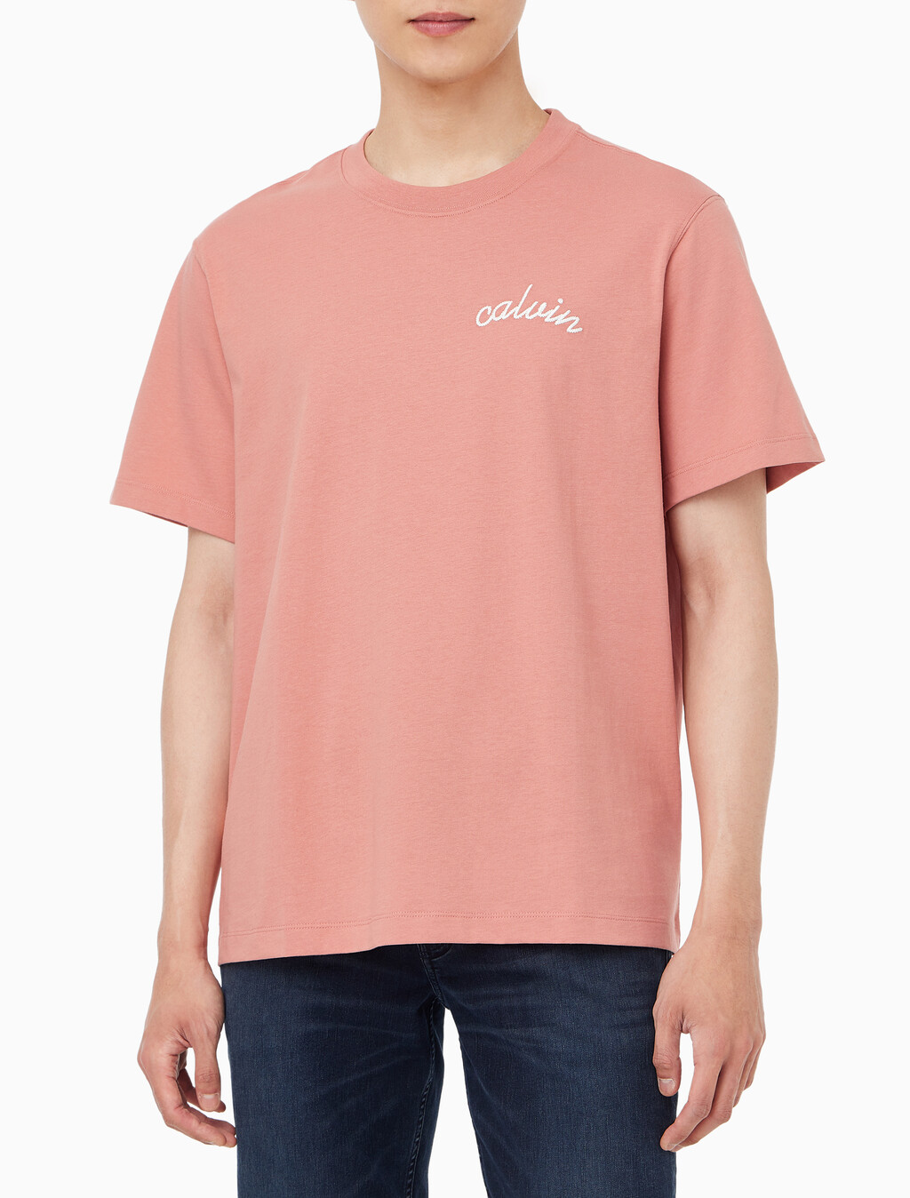 Buy 남성 이지핏 스몰 체인 스티치 로고 반팔 티셔츠 in color SUNSET ROSE