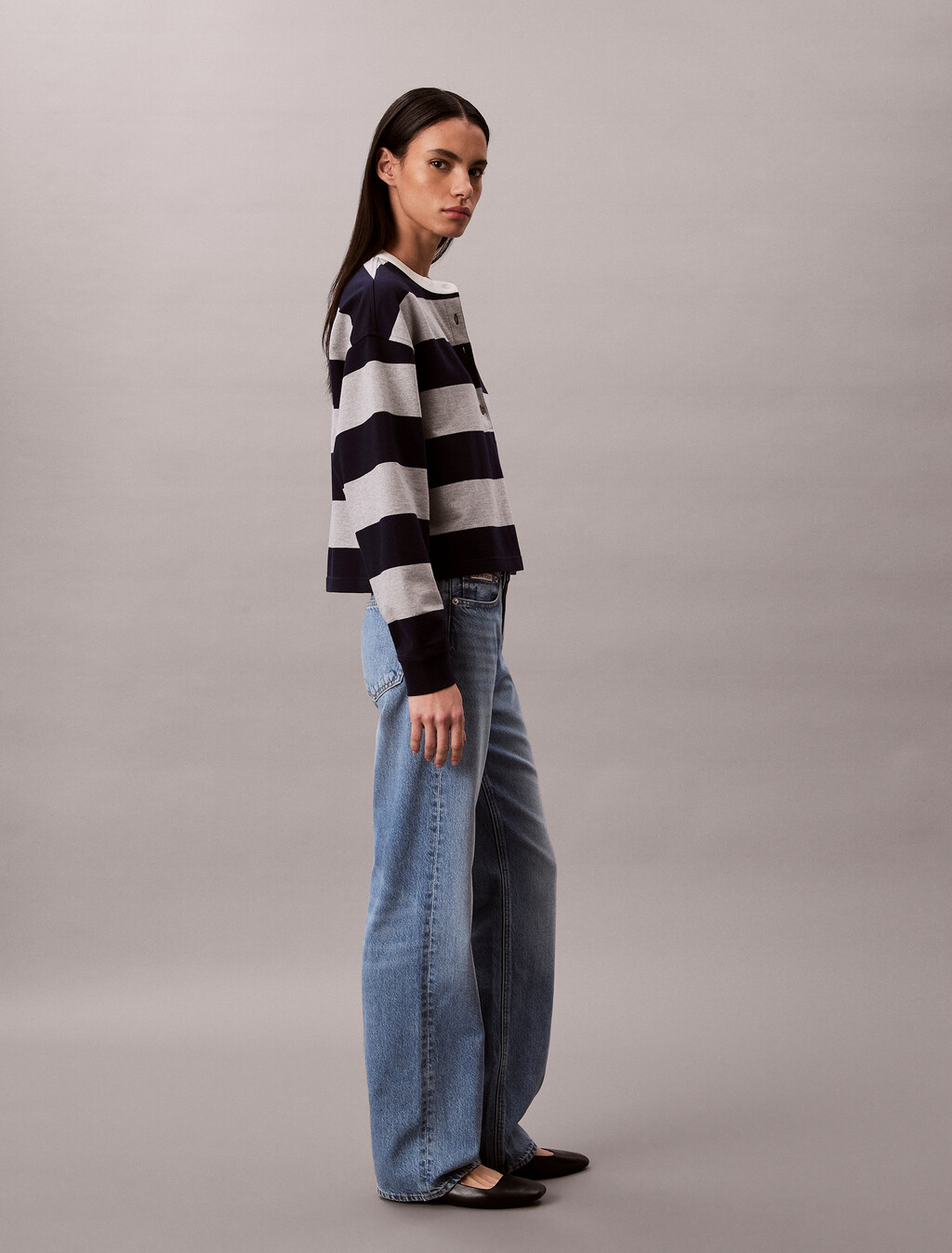 Buy 여성 바시티 스트라이프 헨리 탑 in color BARITONE BLUE