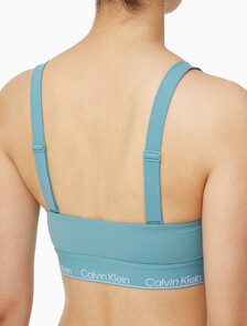 Buy 여성 모던코튼 퍼포먼스 반도 브라 in color ICE GREEN