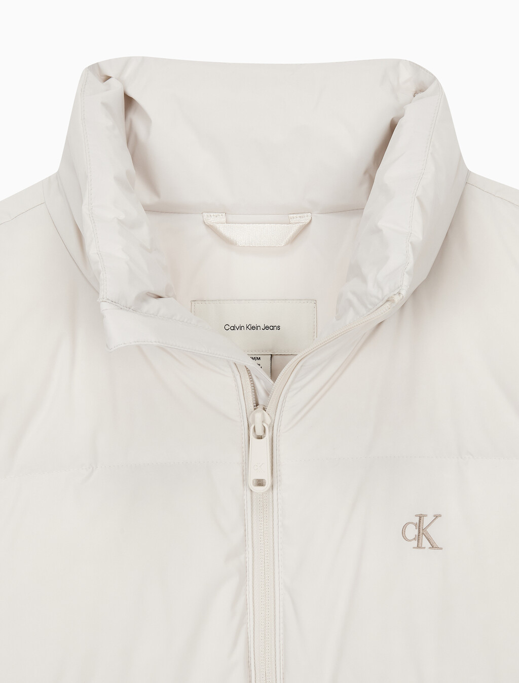 Buy 남성 릴랙스드 숏 다운 푸퍼 in color CHALK