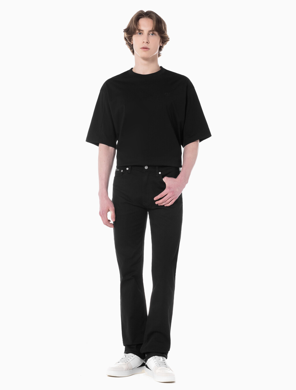 Buy 남성 스탠다드 스트레이트핏 블랙 데님 in color BLACK