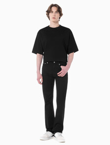 Buy 남성 스탠다드 스트레이트핏 블랙 데님 in color BLACK