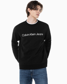 Buy 남성 레귤러핏 인스티튜셔널 로고 기모 스웨트셔츠 in color CK BLACK